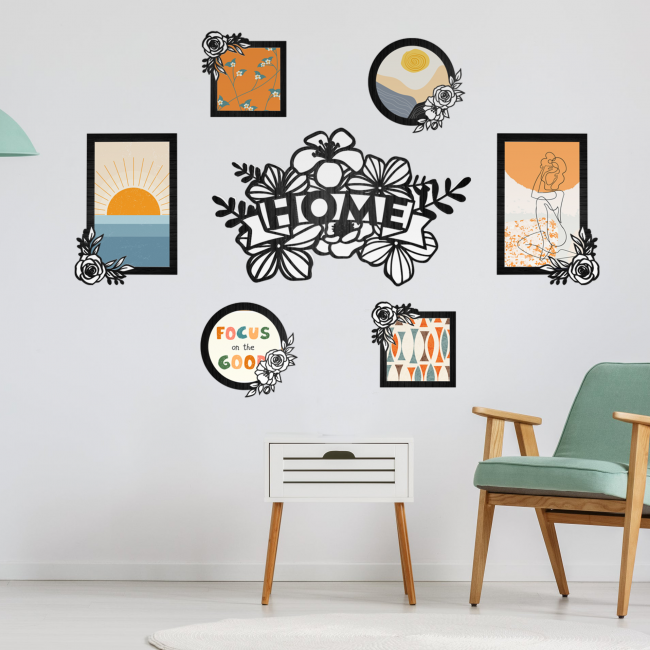 مجموعه تابلوهات لجاليرى حائط بتصميم بسيط مع إطارات مزينة باللون البرتقالي والأزرق الفاتح